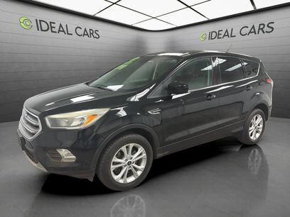 Used 2017 Ford Escape SE