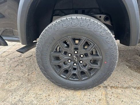 New 2026 Chevrolet Colorado Trail Boss AWD/4WD image 10