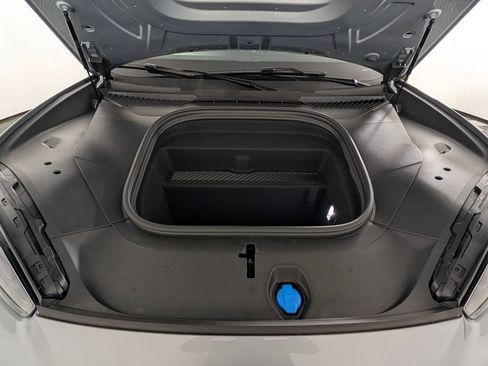 New 2026 Porsche Cayenne Electric AWD/4WD image 19
