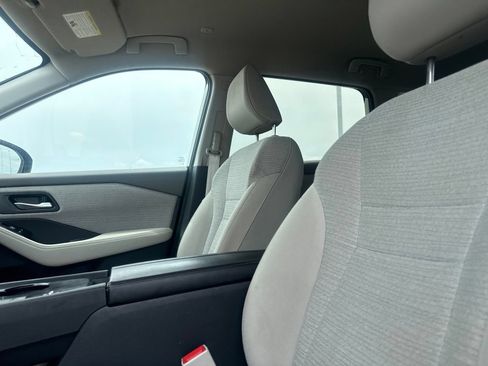Certified 2023 Nissan Rogue SV FWD image 39
