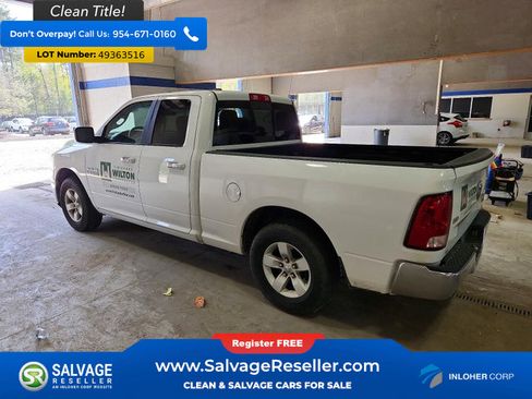 Used 2017 RAM 1500 Classic SLT RWD image 3