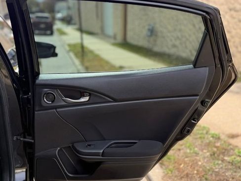 Used 2019 Honda Civic EX image 26