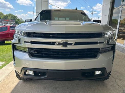 Used 2020 Chevrolet Silverado 1500 RST w/ Texas Edition AWD/4WD image 2