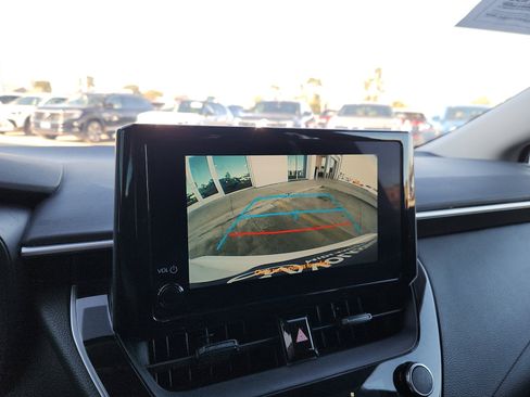 Used 2024 Toyota Corolla LE image 18