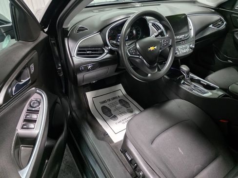 Used 2021 Chevrolet Malibu LT FWD image 6