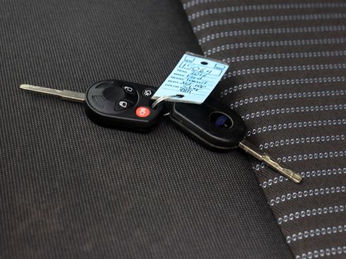 Used 2016 Ford Transit 150 XLT image 28