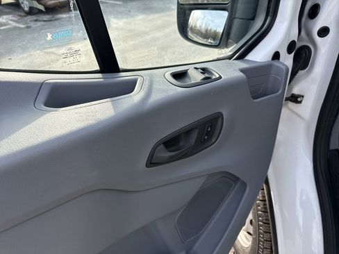 Used 2015 Ford Transit 150 130 Medium Roof image 13
