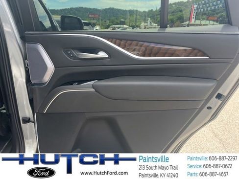 Used 2024 Cadillac Escalade Sport Platinum w/ LPO, ONYX Package AWD/4WD image 57