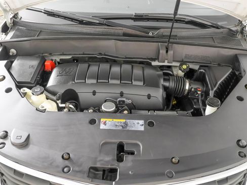 Used 2017 Chevrolet Traverse LS FWD image 49