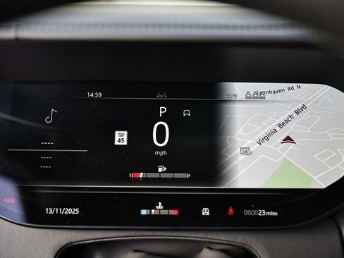 New 2025 Land Rover Range Rover SE image 35