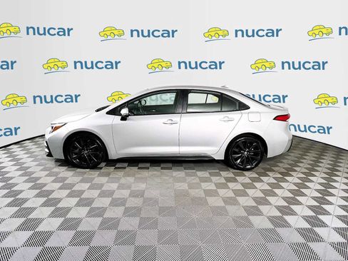 Used 2024 Toyota Corolla SE image 4