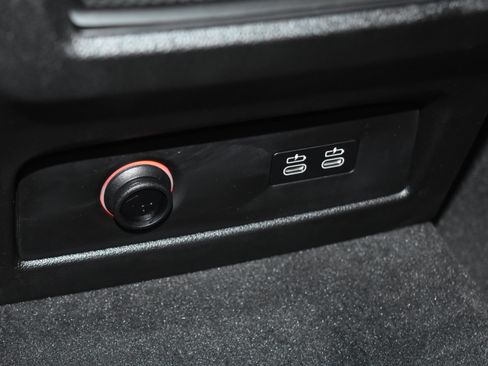 New 2026 BMW X7 M60i image 21