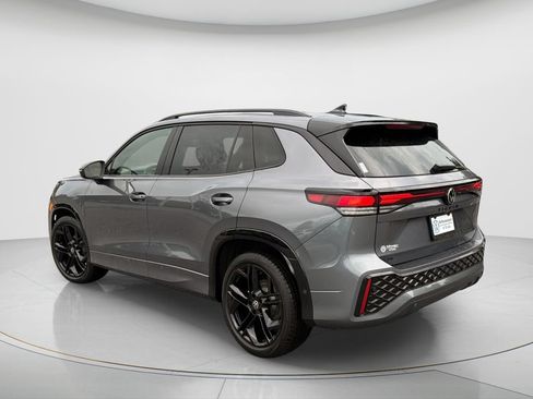 New 2026 Volkswagen Tiguan SE R-Line FWD image 7