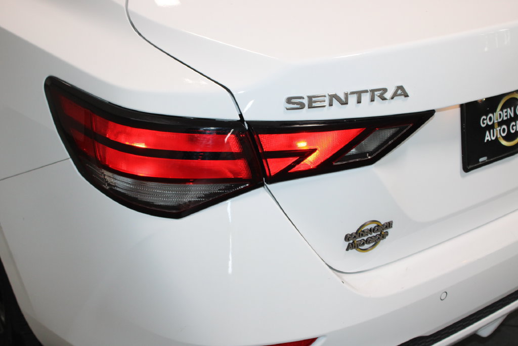 Used 2025 Nissan Sentra SV FWD image 50