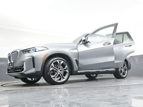 Used 2026 BMW X5 sDrive40i w/ Climate Comfort Package RWD image 42