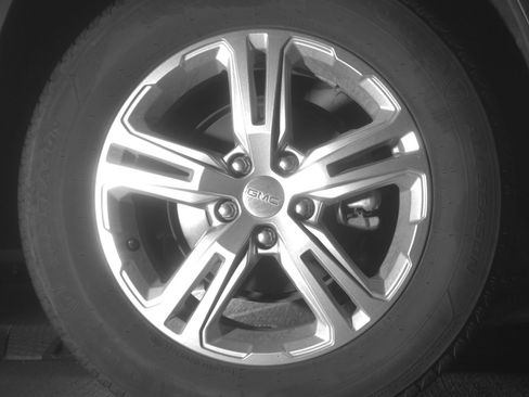Used 2024 GMC Terrain SLE FWD image 15