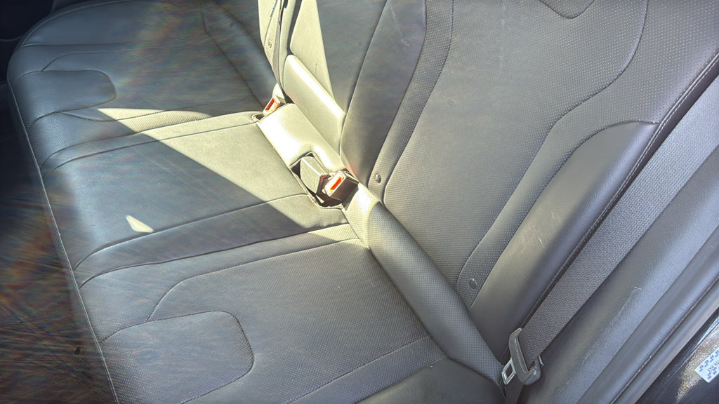 Used 2021 Hyundai Elantra Limited w/ Cargo Package FWD image 34