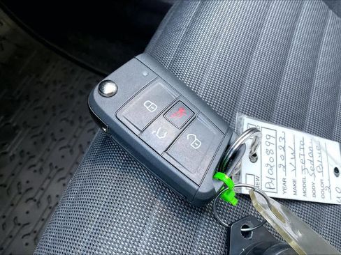 Used 2023 Volkswagen Jetta S image 12