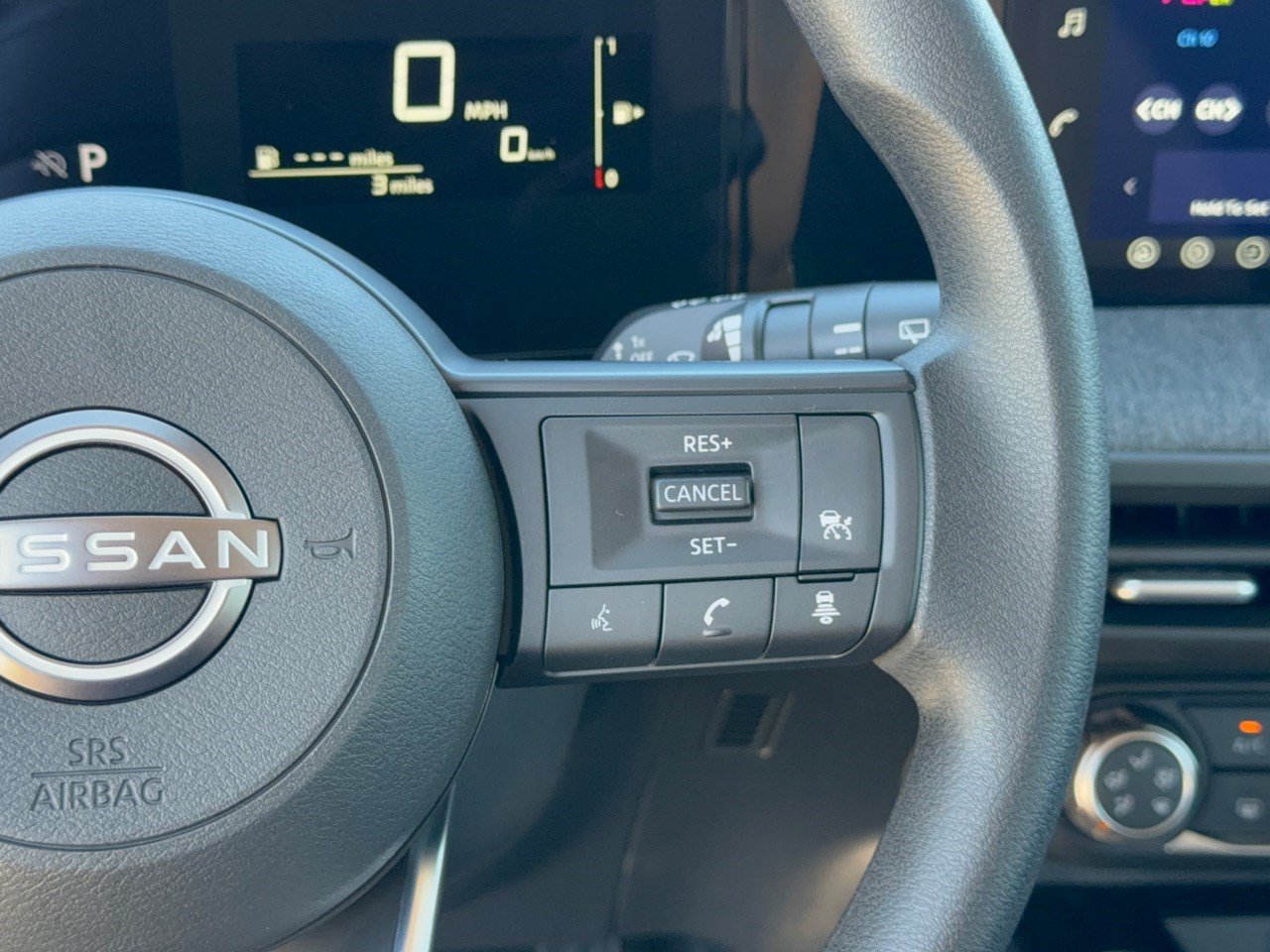 New 2027 Nissan Kicks S FWD image 19
