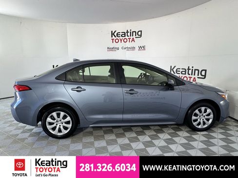 Certified 2025 Toyota Corolla LE FWD image 5