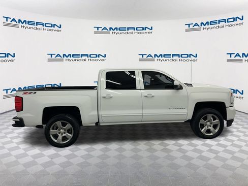Used 2018 Chevrolet Silverado 1500 LT w/ Texas Edition AWD/4WD image 6