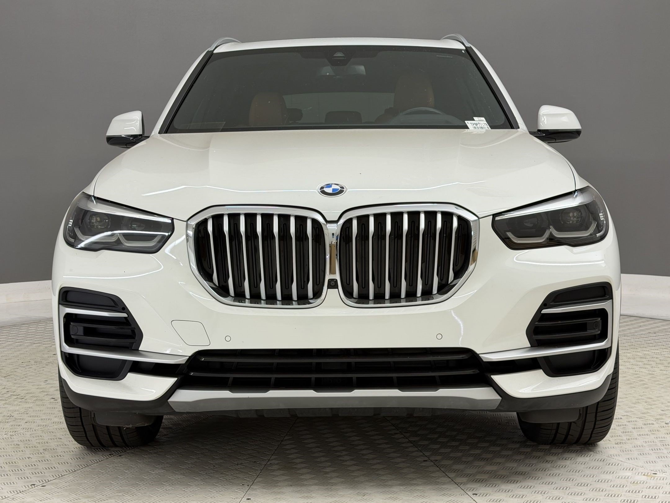 Used 2023 BMW X5 xDrive40i w/ Premium Package AWD/4WD image 6