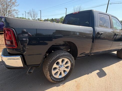 New 2026 RAM 2500 Big Horn AWD/4WD image 8