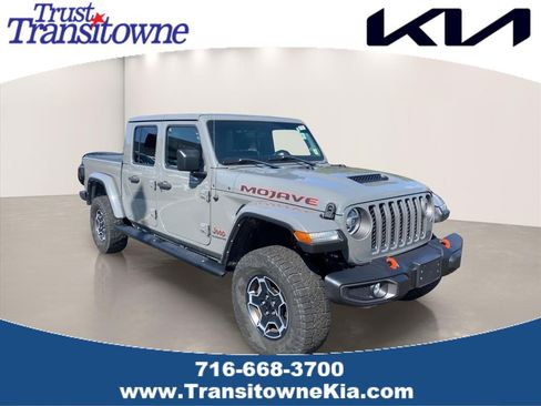 Used 2022 Jeep Gladiator Mojave w/ LED Lighting Group AWD/4WD image 1