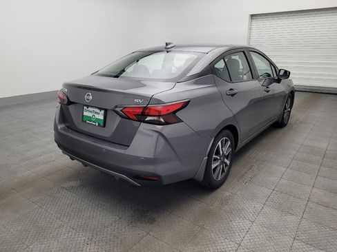 Used 2020 Nissan Versa SV image 9