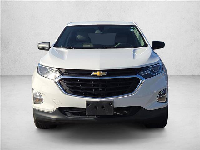 Used 2019 Chevrolet Equinox LS w/ LS Convenience Package FWD image 2