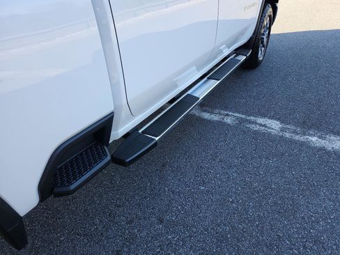 Certified 2024 Chevrolet Silverado 2500 LT image 7