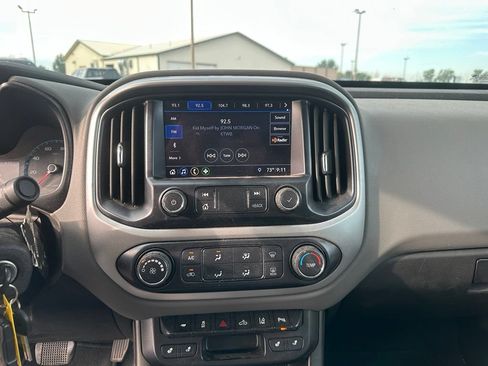 Used 2020 Chevrolet Colorado LT w/ Safety Package AWD/4WD image 17