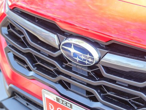 New 2025 Subaru Crosstrek 2.5i Premium image 9