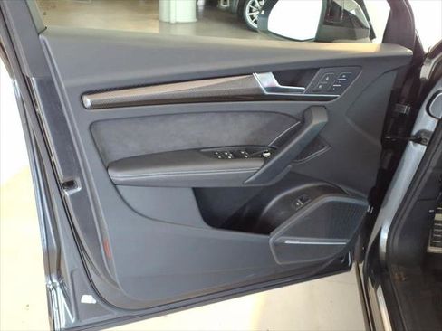 Certified 2023 Audi SQ5 Prestige w/ Prestige Package AWD/4WD image 10
