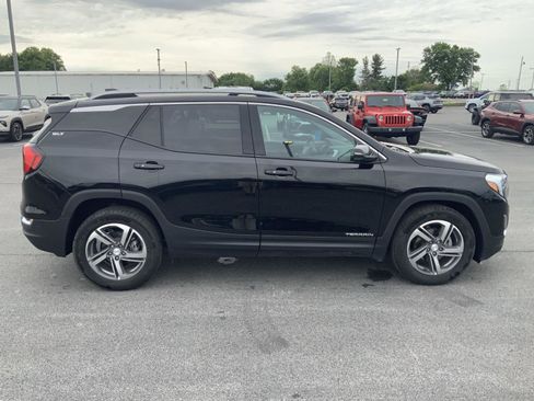 Used 2021 GMC Terrain SLT w/ Infotainment Package II FWD image 14