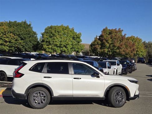New 2026 Honda CR-V TrailSport image 3