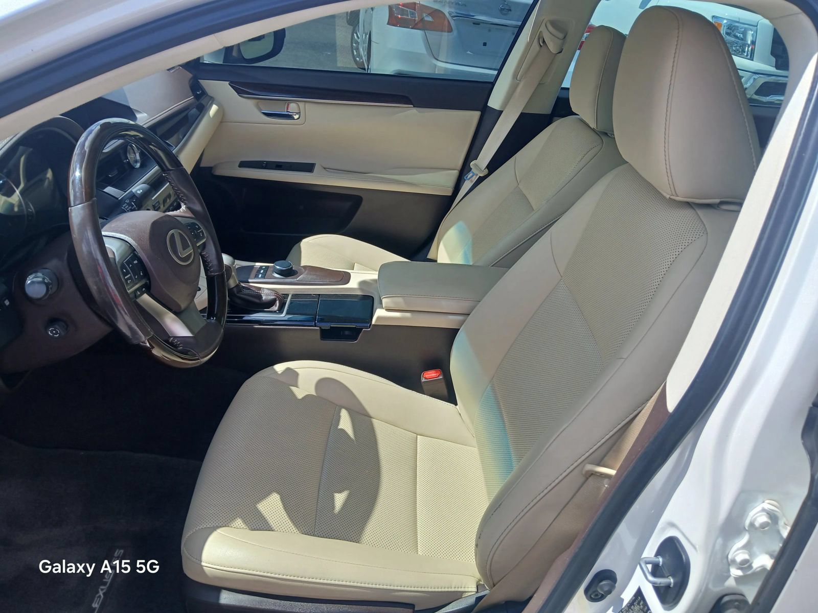 Used 2018 Lexus ES 350 w/ Premier Package FWD image 19