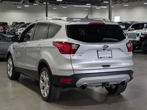 Used 2019 Ford Escape Titanium AWD/4WD image 5