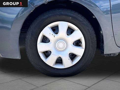 Used 2014 Toyota Corolla L FWD image 9