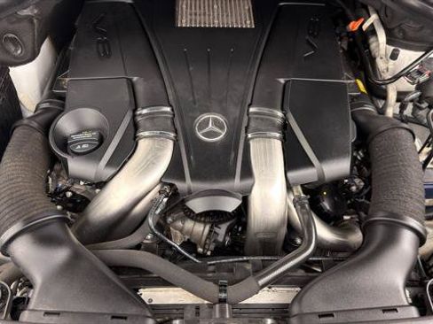 Used 2017 Mercedes-Benz GLS 550 4MATIC w/ Driver Assistance Package image 43