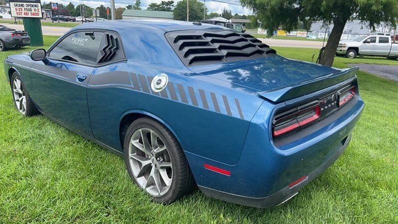 Used 2022 Dodge Challenger GT RWD image 6
