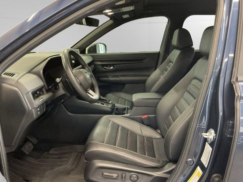 Used 2025 Honda CR-V Sport-L image 9