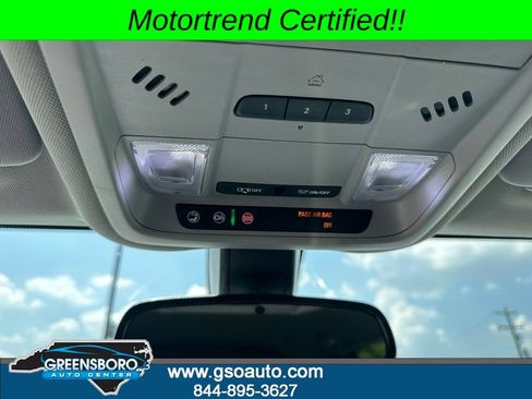 Used 2019 Chevrolet Equinox Premier FWD image 34