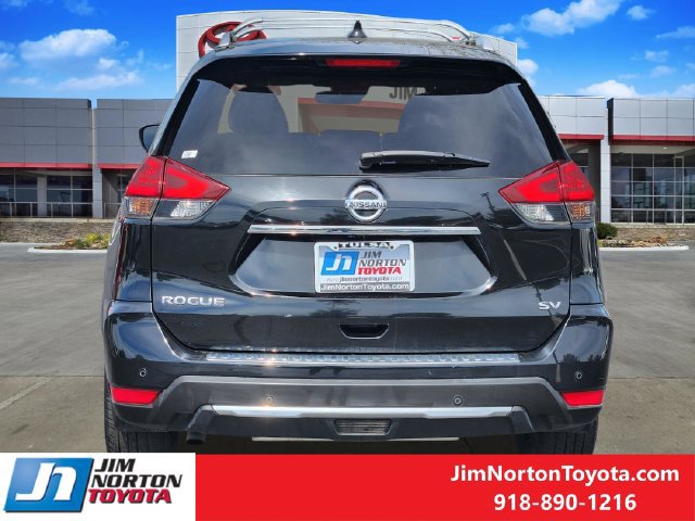 Used 2019 Nissan Rogue SV w/ Sun & Sound Touring Package FWD image 7