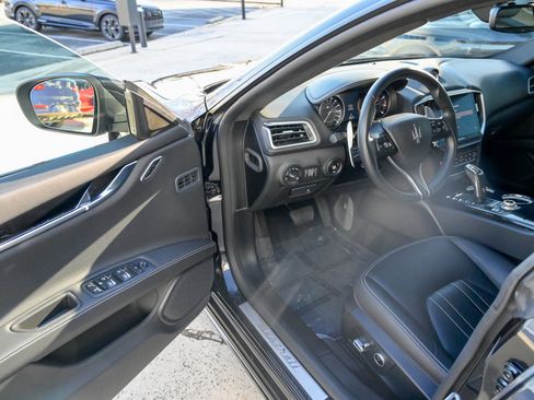 Certified 2022 Maserati Ghibli Modena Q4 image 15