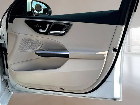 Used 2022 Mercedes-Benz C 300 4MATIC Sedan image 24