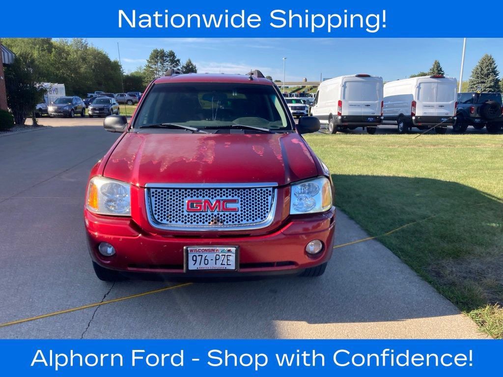 Used 2005 GMC Envoy XL SLE AWD/4WD image 2