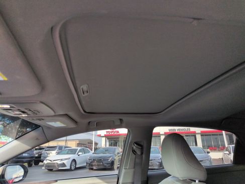 Used 2020 Toyota Avalon Limited w/ Advanced Safety Package FWD image 21
