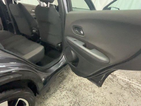 Used 2019 Honda HR-V Sport image 23