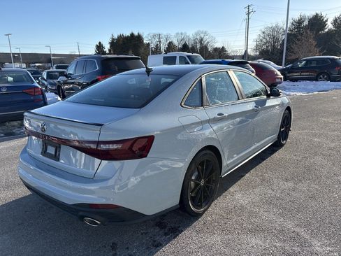 New 2026 Volkswagen Jetta GLI Autobahn image 3
